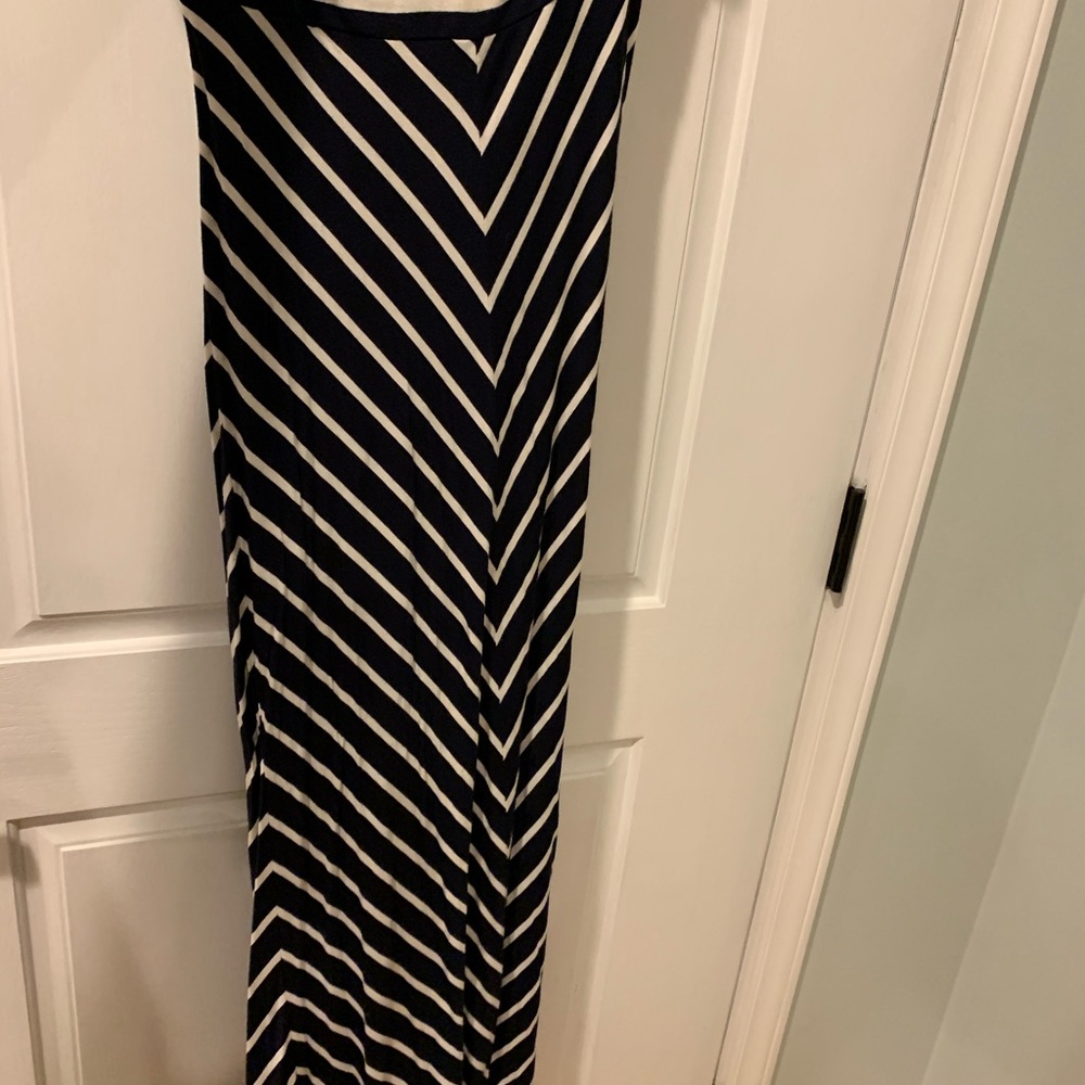 Larry Levine chevron maxi skirt